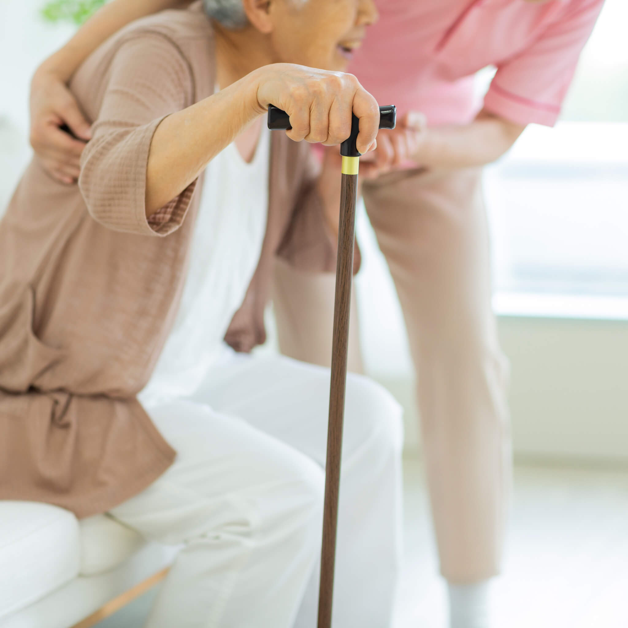 立ち上がり介助